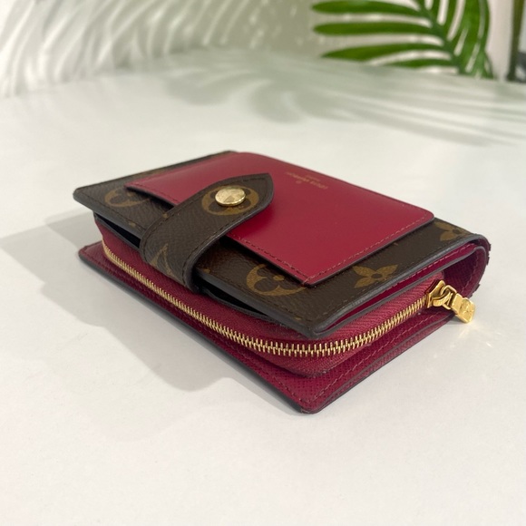 SOLD Authentic Louis Vuitton 2021 Juliette Wallet - Picture 7 of 15